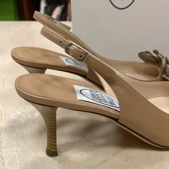 LIKE NEW EMMA HOPE REGALIA FOR FEET CAMEL LEATHER SLINGBACKS ROWS OF PETALS 8.5 - Picture 10 of 12